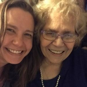 Meet your Posher, Caroline